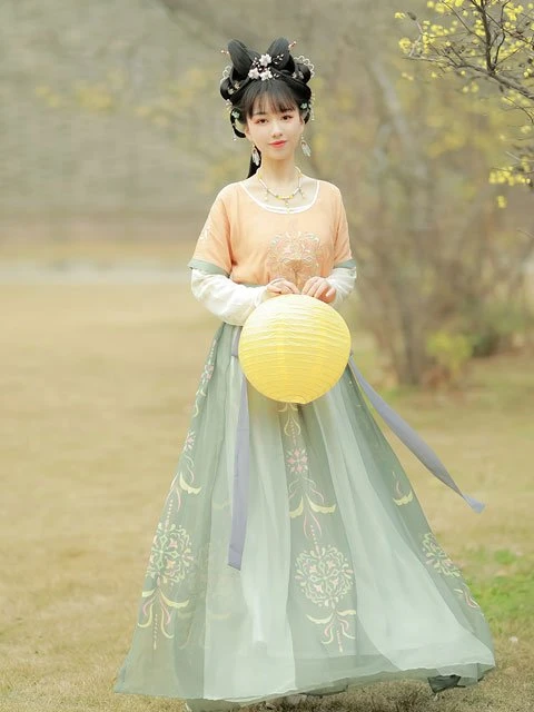 6 Hanfu Styles for Summer