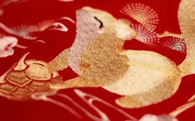 How to Chose Pretty Chinese New Year Traditional Clothing for Festival