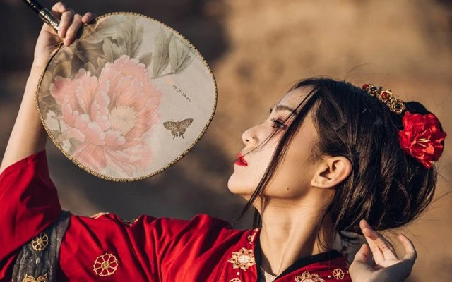 2020 Beautiful Makeup Tutorials for Ancient Chinese Dresses