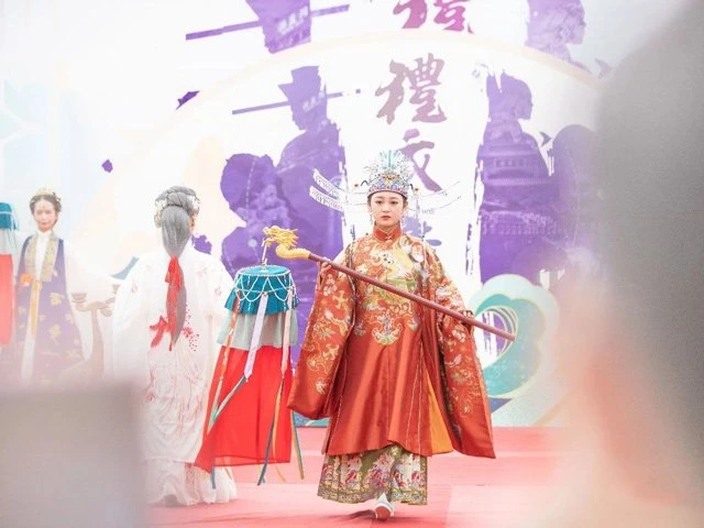 2020 Li Yi Hua Xia Hanfu Supermodel Competition