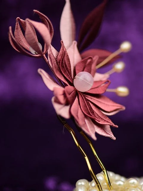 4 Beautiful Artificial Flowers in Han Fu Hair Accessories