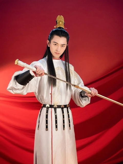 How to Choose the Best Chinese Traditional Dress for Man