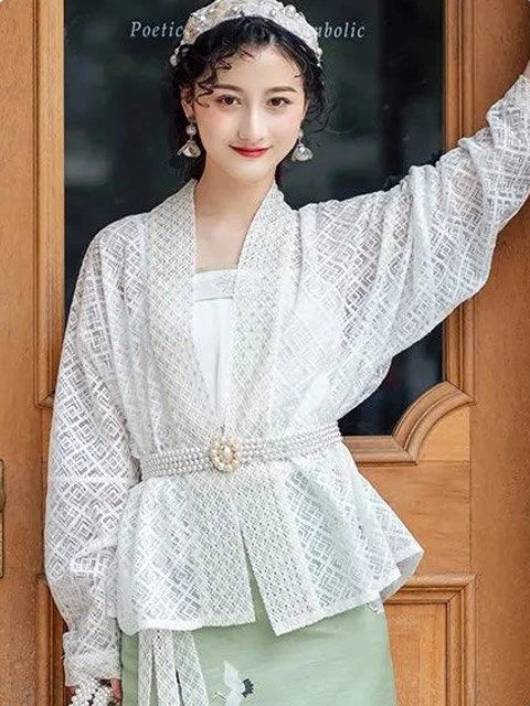 2020 Unlock Many Ways to Wear a Beautiful Chinese Costume