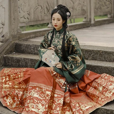 The Autumn Hanfu Style - Chinese Costume for the Female