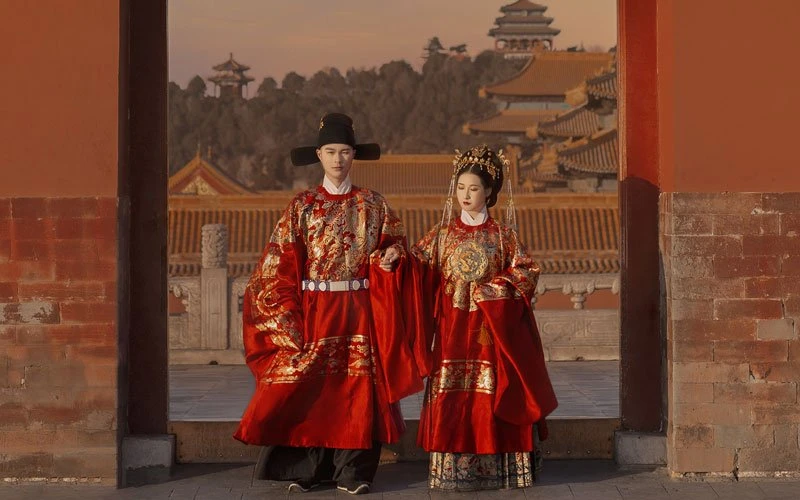 Yuanlingpao - Traditional Chinese Formal Robes for Male & Female