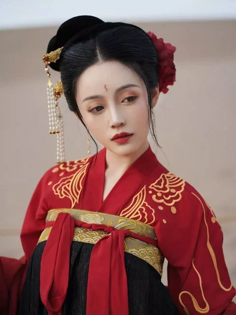 3 Basic Elements of Classical Hanfu Makeup