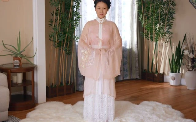 How to Wear Hanfu (7) – Ming Dynasty Sheer Fabric Shirt