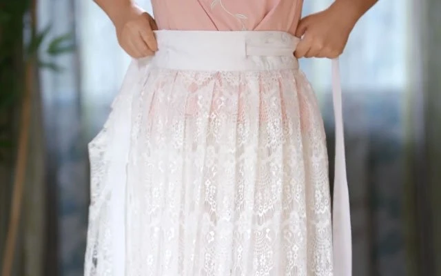 How to Wear Hanfu (7) – Ming Dynasty Sheer Fabric Shirt