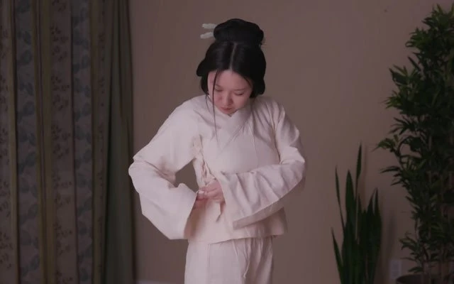 How to Wear Hanfu - Quju Shenyi