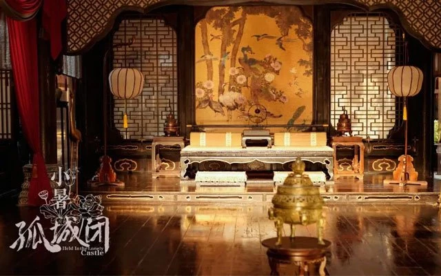 The Beauty of Ancient Song Dynasty Costumes in Qingpingyue