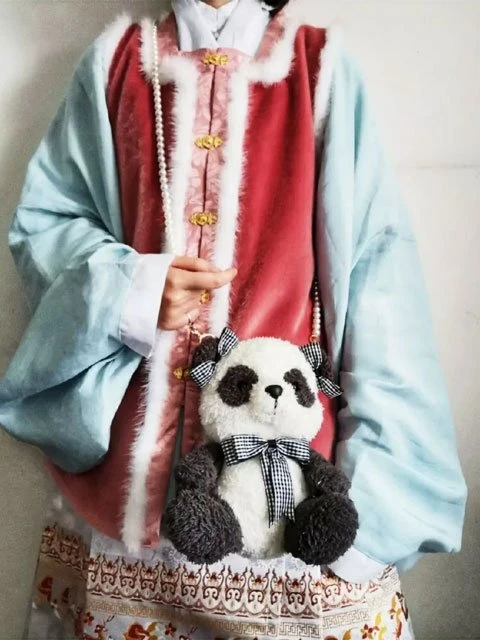 3 Easy Ways To Match Hanfu in Winter