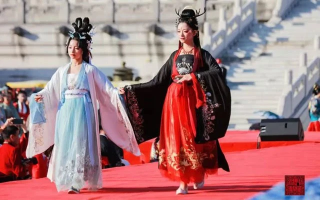 The 8th Chinese Li Yue Conference Successfully Held! 11