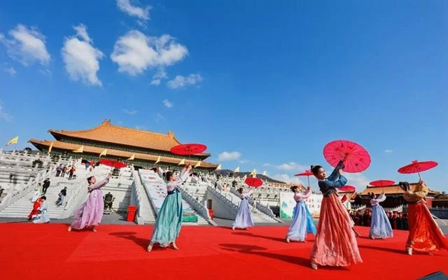 The 8th Chinese Li Yue Conference Successfully Held! 24