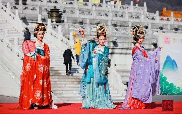 The 8th Chinese Li Yue Conference Successfully Held! 23