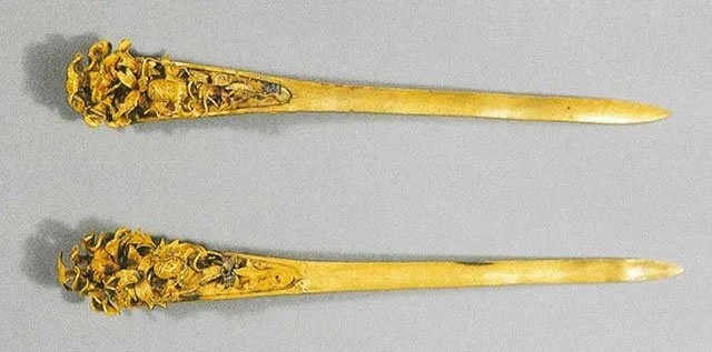 Traditional Chinese Hair Jewelry - Ming Style Diji & Tiaopai