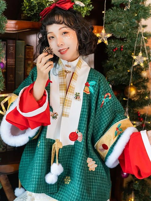 4 Sets Hanfu for Christmas That'll Make You Special