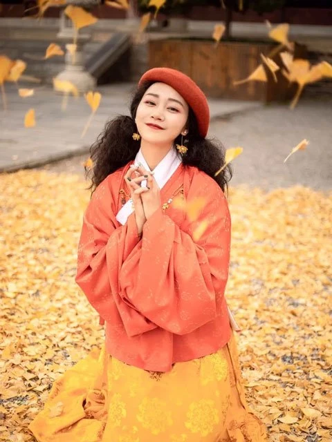 5 Hanfu Accessories for the Cold Winter - Warm & Adorable 2