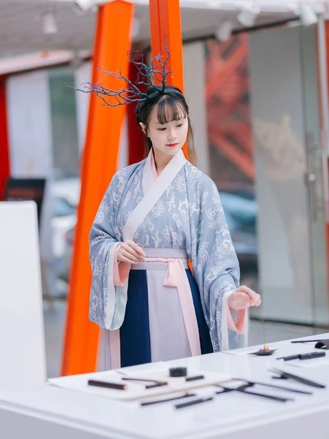 6 Fashion Hanfu Outfit Ideas in 2021 2