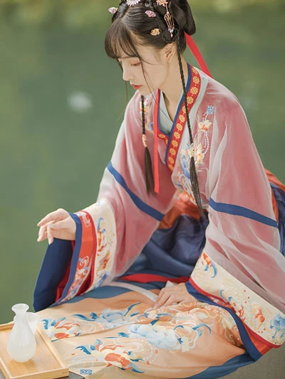 4 Sets of Rare Colorways Hanfu Styles