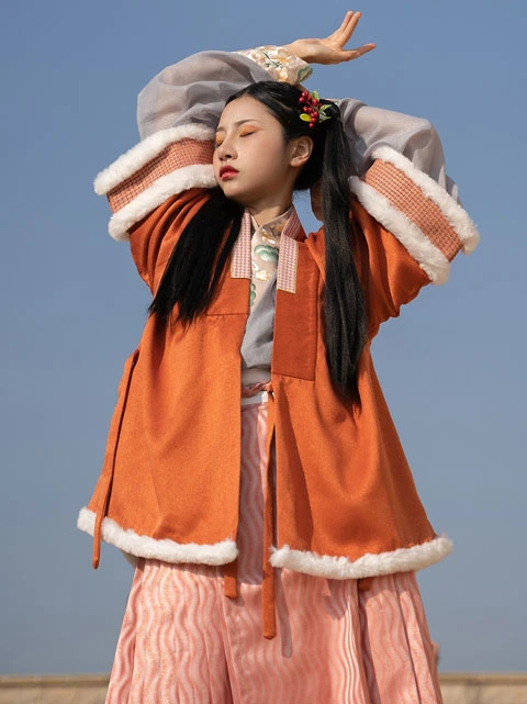How to Make Red Hanfu Look Great in the New Year 5