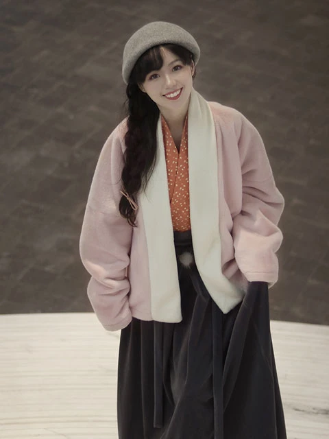 How to Make Red Hanfu Look Great in the New Year 7