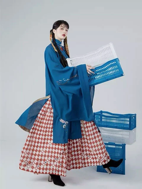 How to Match Boots for Hanfu in Winter? 8
