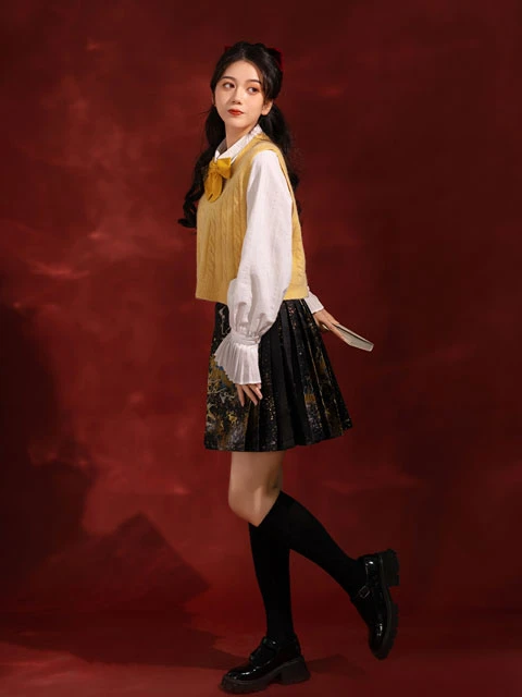 How to Match Boots for Hanfu in Winter? 11