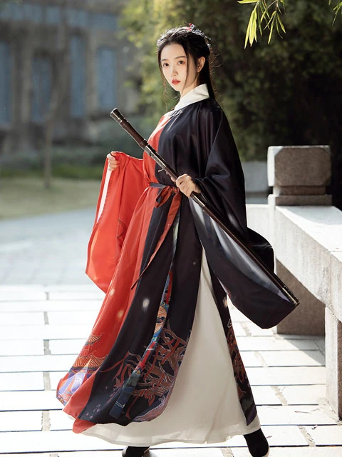 4 Kinds of Essential Props for Hanfu Photography