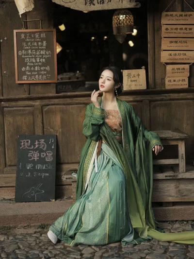 5 Kind of Beauty Traditional Chinese Clothing for Female 19