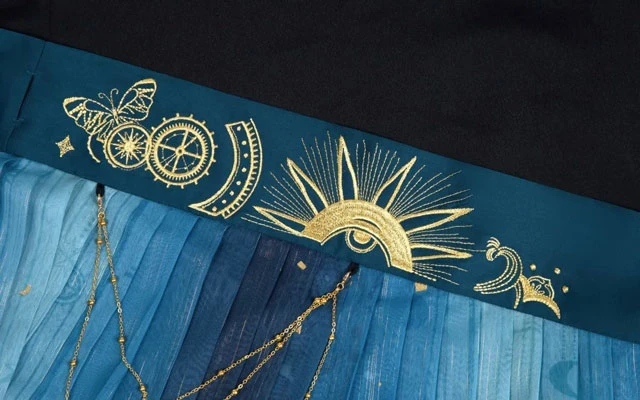 8 Examples of Common Fabrics Used in Hanfu Making 1