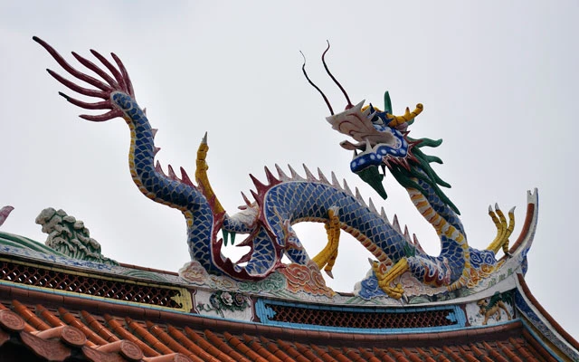 13 Traditional Chinese Dragon Patterns in Hanfu Clothing 1