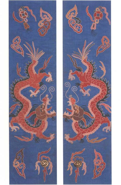 13 Traditional Chinese Dragon Patterns in Hanfu Clothing 20