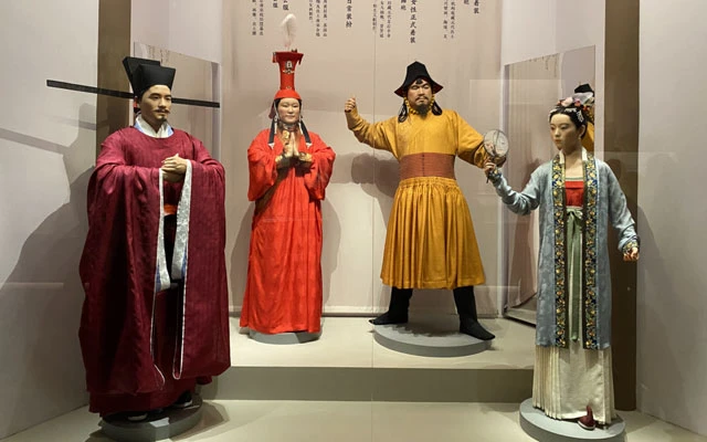 Changes in Ancient Chinese Women’s Hanfu Clothing 1