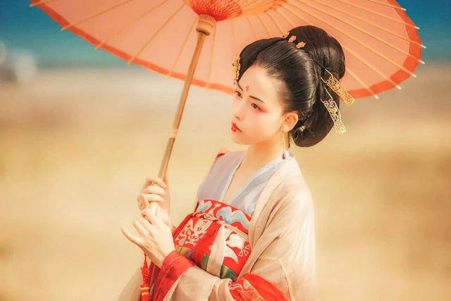 qixiong ruqun