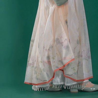 2 Best Matching inside the Hanfu Skirts 2