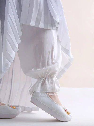 2 Best Matching inside the Hanfu Skirts 14