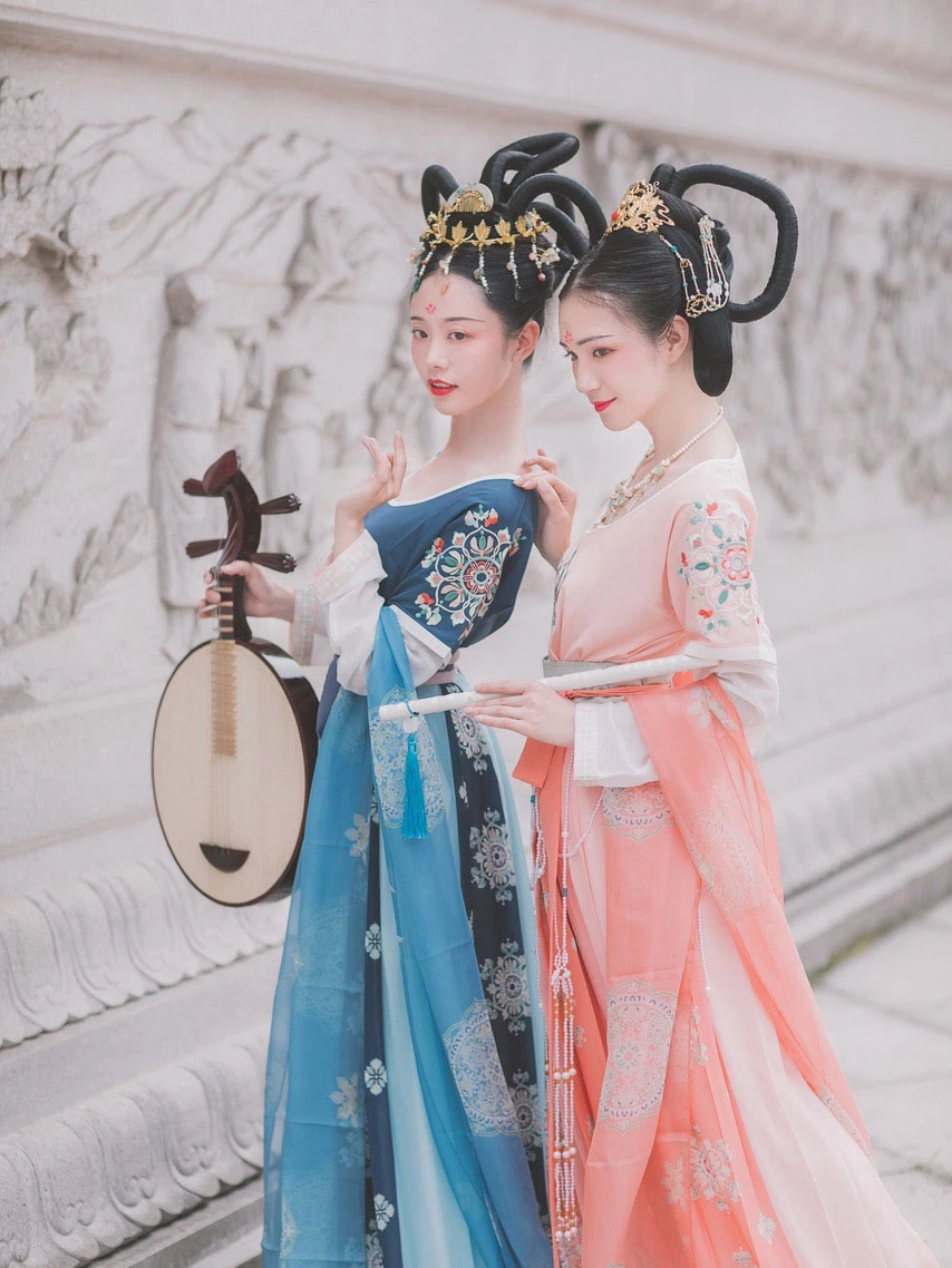 Ling — Community Archive 53