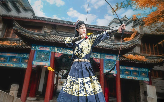 4 Sets of Martial Arts Style Hanfu for Girls