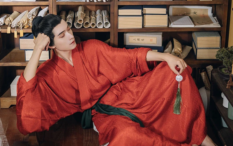 How Did Men Makeup in Ancient China?