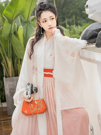 Early Summer Hanfu Dressing Guide for Girls