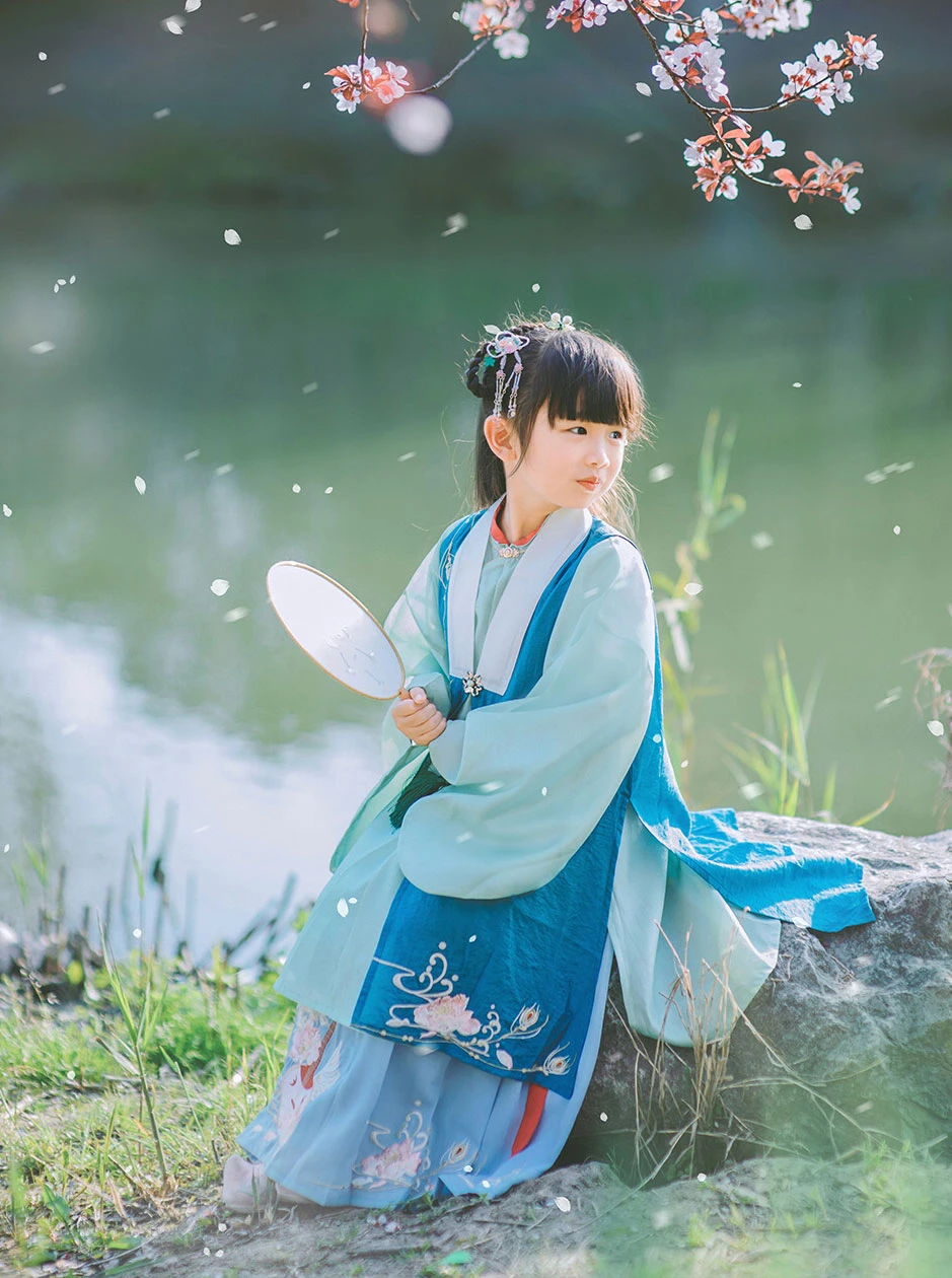 Ling — Community Archive 181
