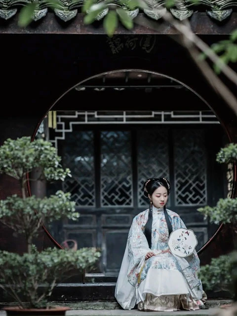 How to Make More People Know Hanfu [Answers from Young People]