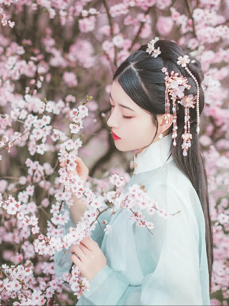 Ling — Community Archive 271
