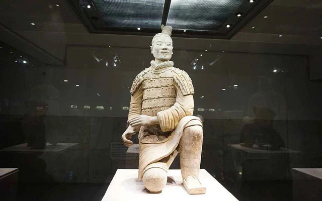 Chinese Sculpture and Jade in Ancient Time 2