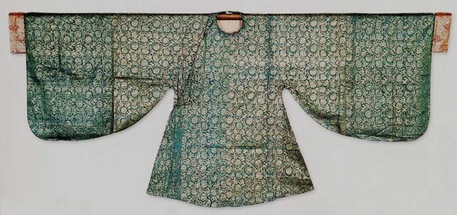 Guide of the Ming Dynasty Shan/Ao Types for Girls 14