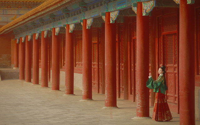 Can the Hanfu Hobby Become a Profession? 4