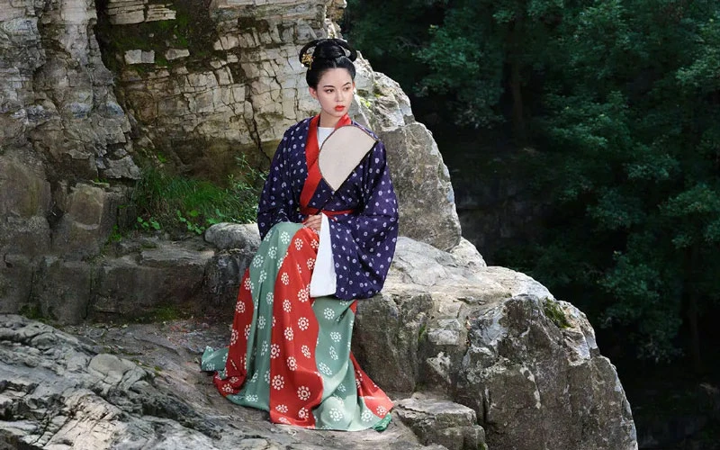 Supermodel Hanfu Cover Photo in Harper's BAZAAR