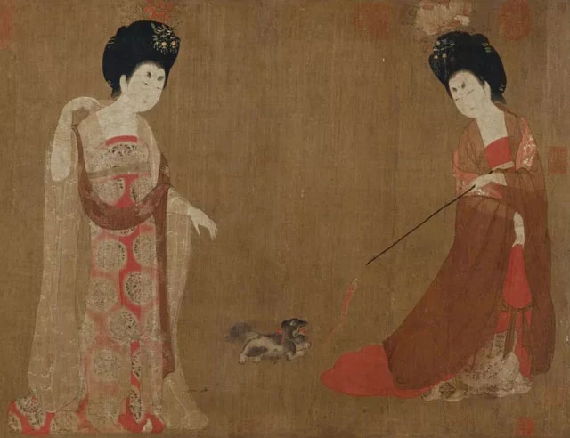 Top 10 Most Popular Traditional Accessories in History