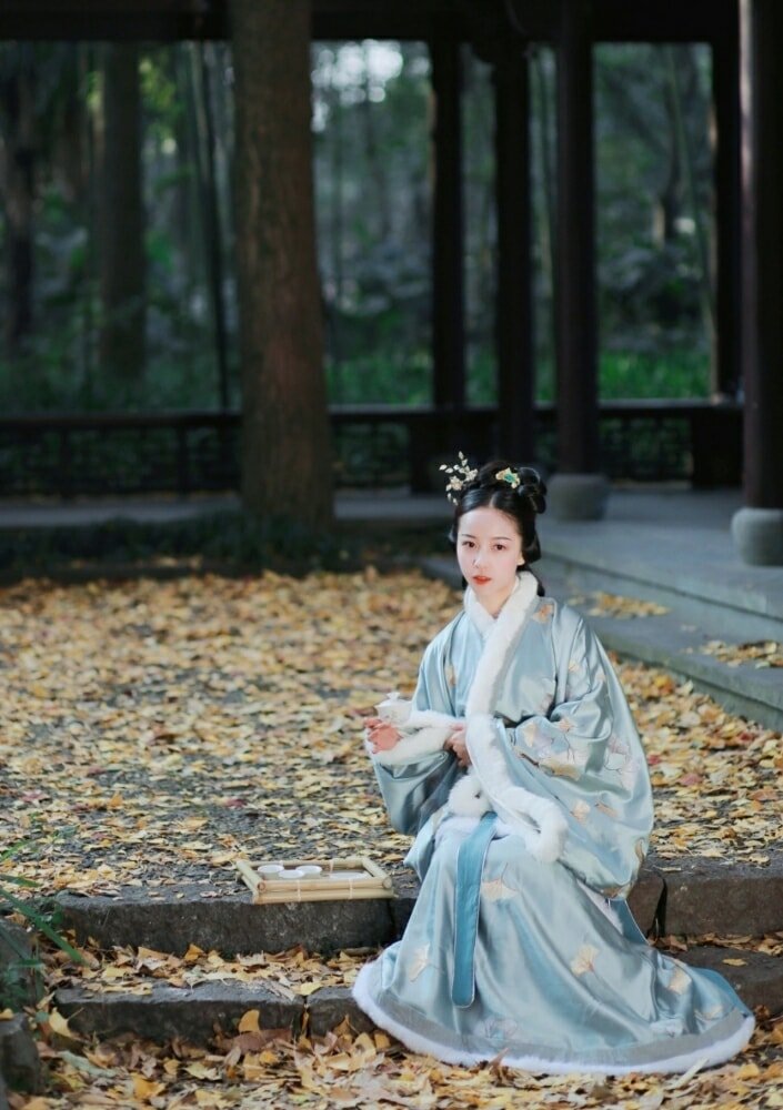 Ling — Community Archive 517