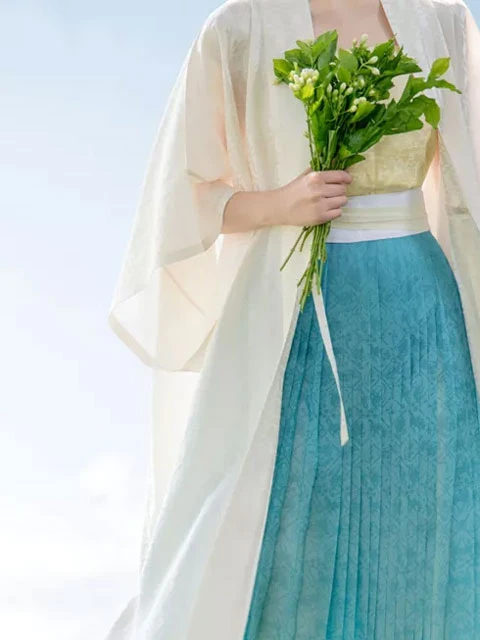 Washing and Care Guide for Different Hanfu Fabrics